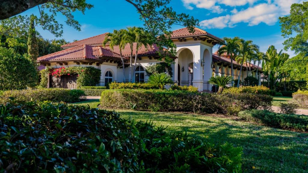 SOLD 295 Bahia Pt Moorings, Naples, Florida Homes for Sale In